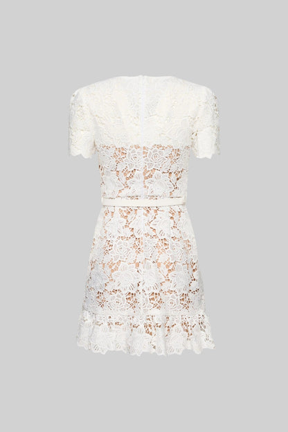 Gigi™ – Elegantti virkattu pitsilyhytmekko