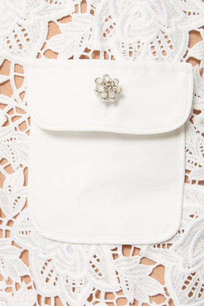 Gigi™ – Elegantti virkattu pitsilyhytmekko