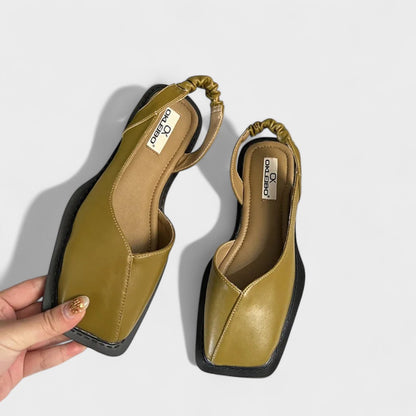 Anya™ – Hihnoilla varustetut slingback sandaalit