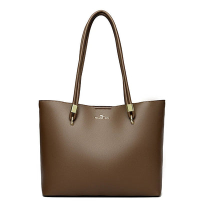 Nora™ – Rentouttava pehmeä vetoketjullinen tote-laukku
