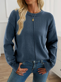 Tummansininen