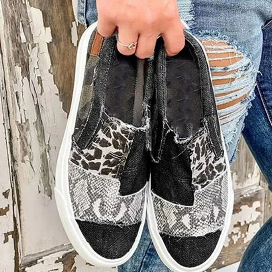 Maevy™ – Rento tilkkutyylinen pistokaslenkkari